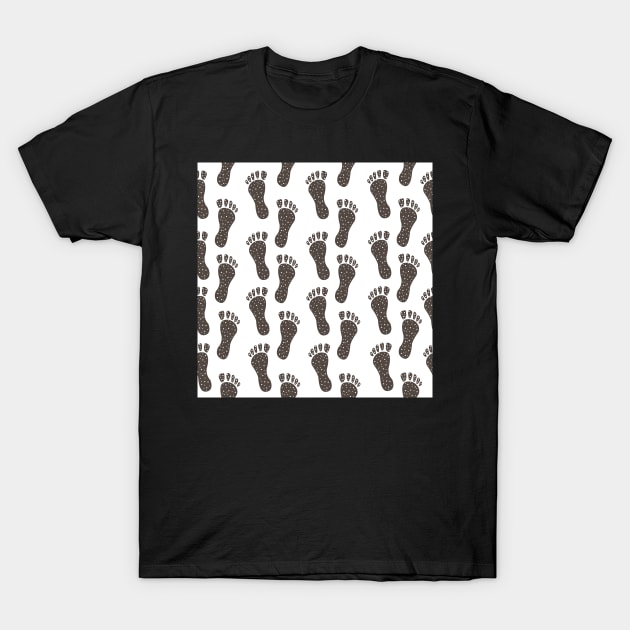 Foot Step pattern T-Shirt by Countryside